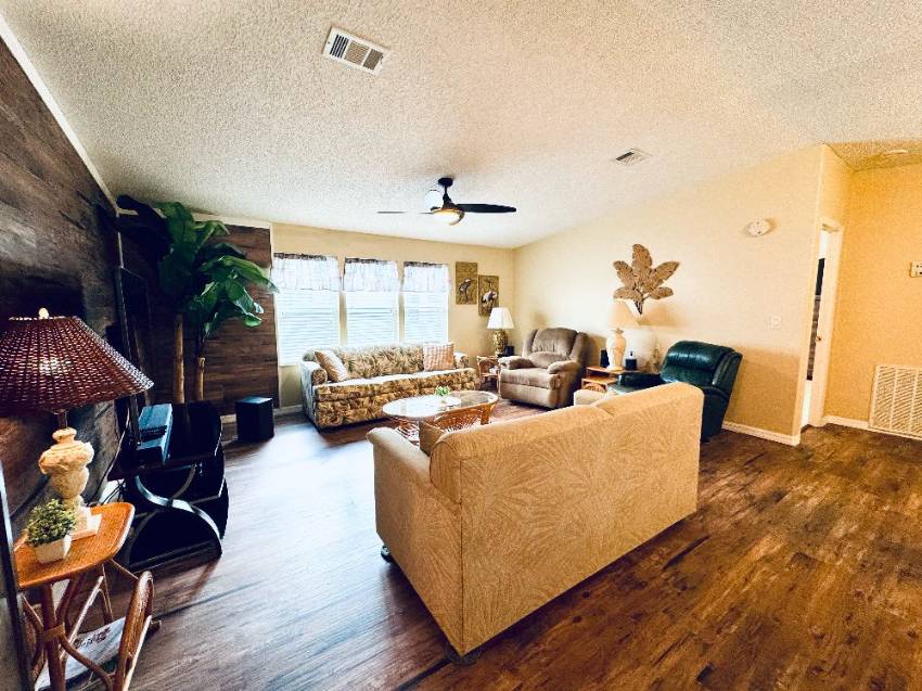 2128 Heron Drive a Lake Wales, FL Mobile or Manufactured Home for Sale